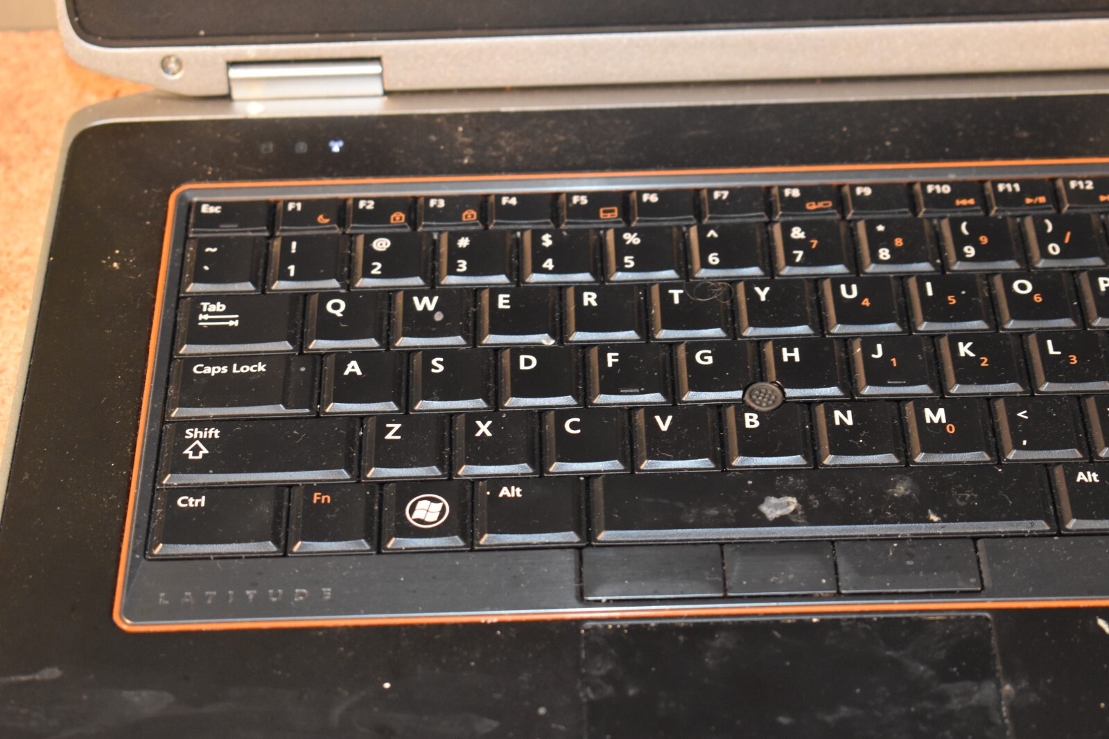 Dell Latitude E6420 Intel Core i5-2520M 4GB 500GB Windows XP NVidia NVS 4200M