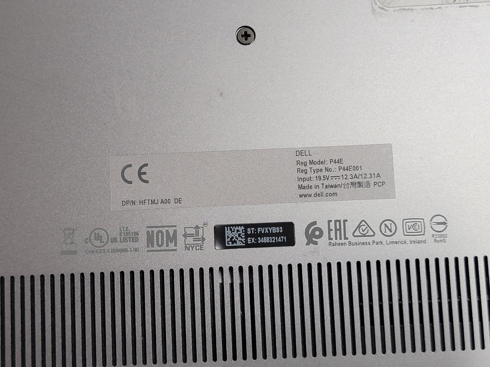Dell Precision 7750 17″ FHD Xeon W-10885M 2.4GHz 128GB 2TB RTX 5000 W11PRO
