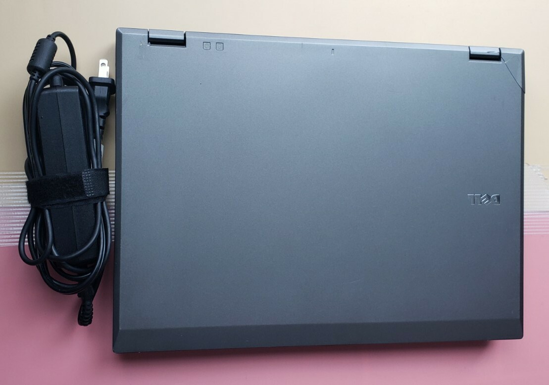 Dell Latitude E5410 Core i5 M560 14″ 2.67GHz 4GB RAM 128GB SSD 1440 x 900