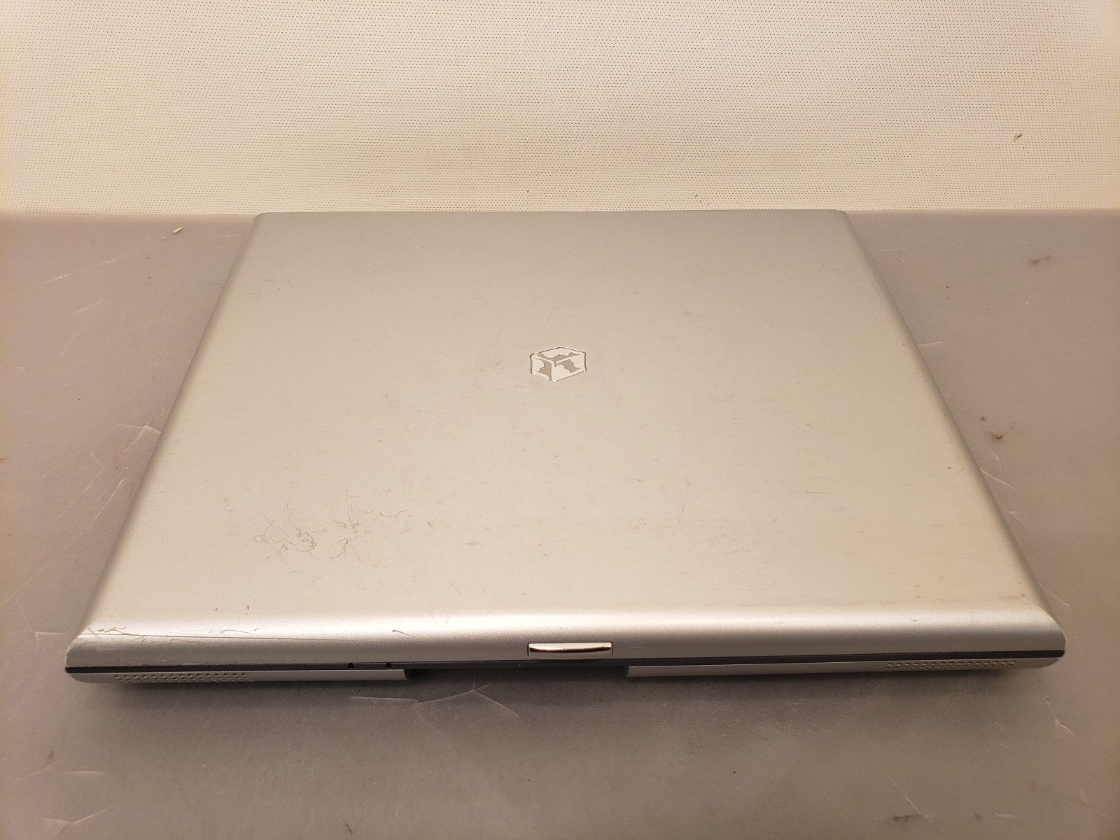 Gateway 450SX4 15″ Laptop Pentium 4 1.6GHz 512MB RAM 60GB HDD, Windows XP **READ