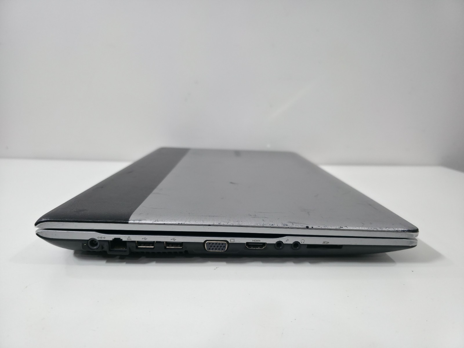 Samsung 17.3″ Laptop (RV711) | Large Screen, Windows 7, Great for Media & DVD