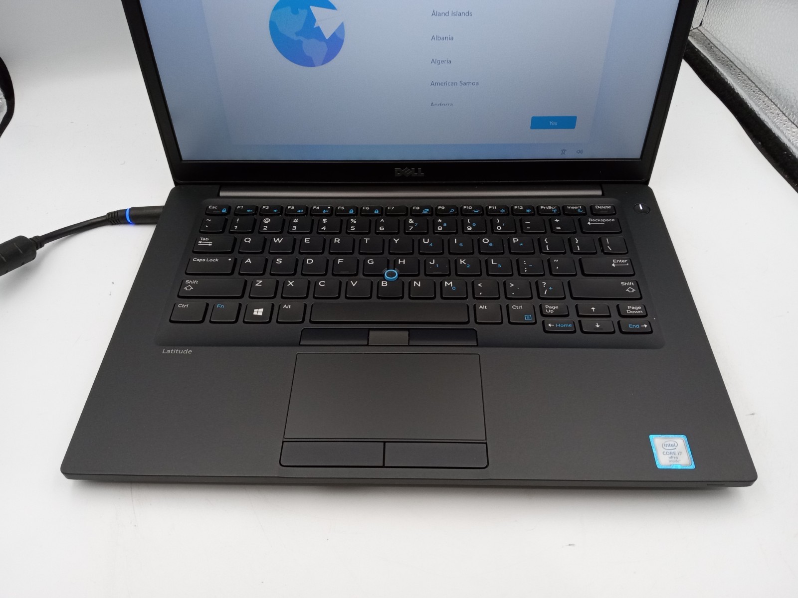 Dell Latitude 7480 14″ Laptop Intel Core i7 4GB RAM 128GB SSD Win11 – NO BATTERY