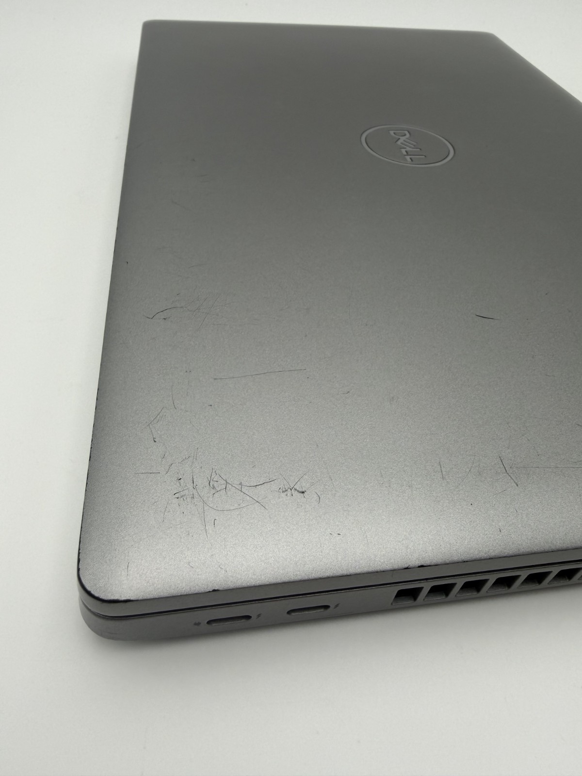 Dell Latitude 5520 15.6″ FHD i5-1135G7 256GB NVMe SSD 16GB RAM Win11pro