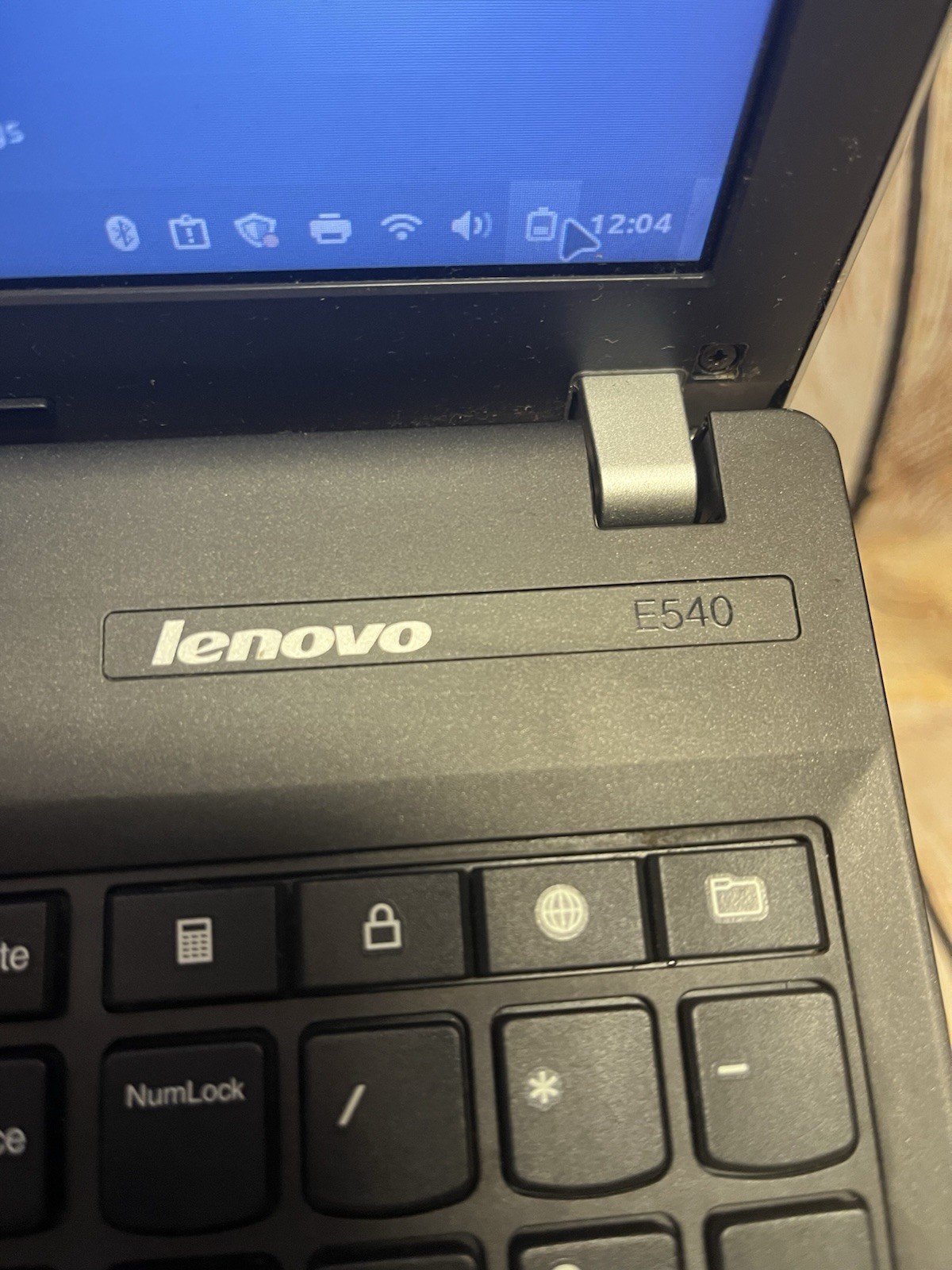 Lenovo ThinkPad E540 15.6″ i5-4200M 8GB RAM 128GB Linux Mint (READ)