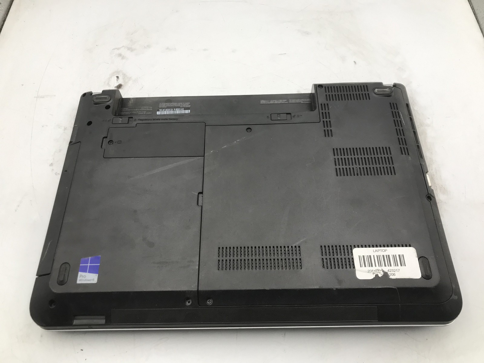 LENOVO THINKPAD E440 – FOR PARTS/BROKEN LCD – INTEL I3 4TH GEN – NO RAM -READ-BB
