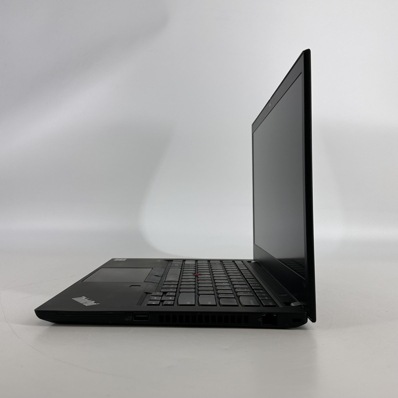 Lenovo ThinkPad T14 Gen 2 FHD 2.3 GHz Ryzen 5 PRO 5650U 16GB 256GB SSD Very Good
