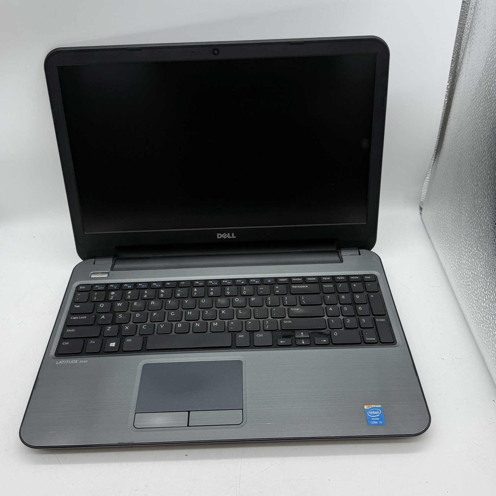 Dell Latitude 3540 Laptop 15.6″ Intel Core i5 – 8GB RAM NO HDD – READ – (L30)