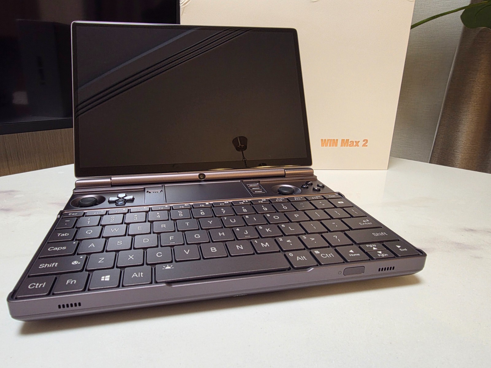 GPD WIN MAX 2 2025 – Ryzen AI 9 HX 370 | 32GB RAM | 2TB SSD | As New