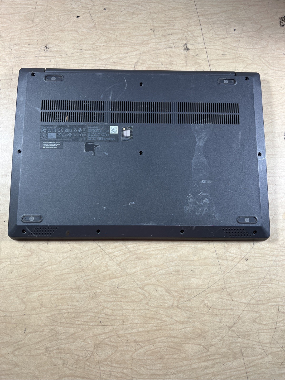 LENOVO V15-ADA AMD ATHLON GOLD 3150U 8GB RAM **NO HD/ NO CADDIE/ NO OS