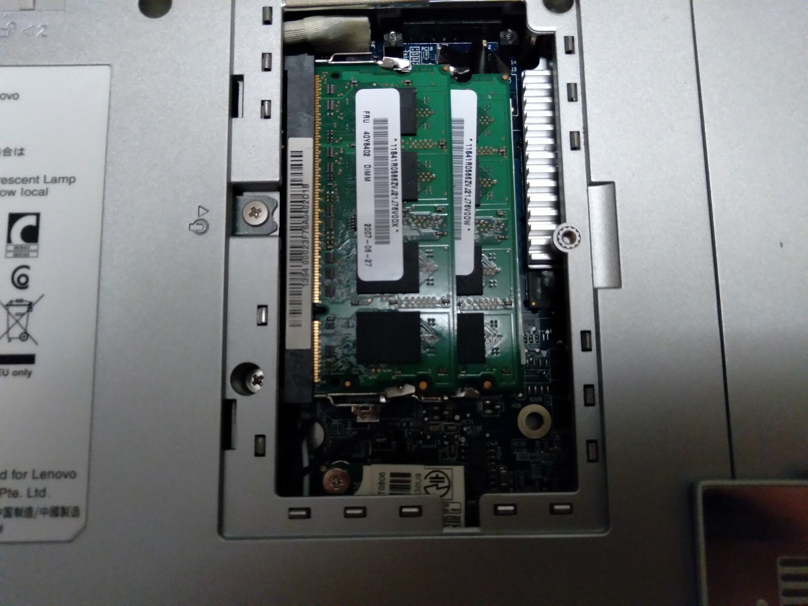 BROKEN – Lenovo 3000 C200 type 8922 Laptop (NO HDD) AND CHARGER