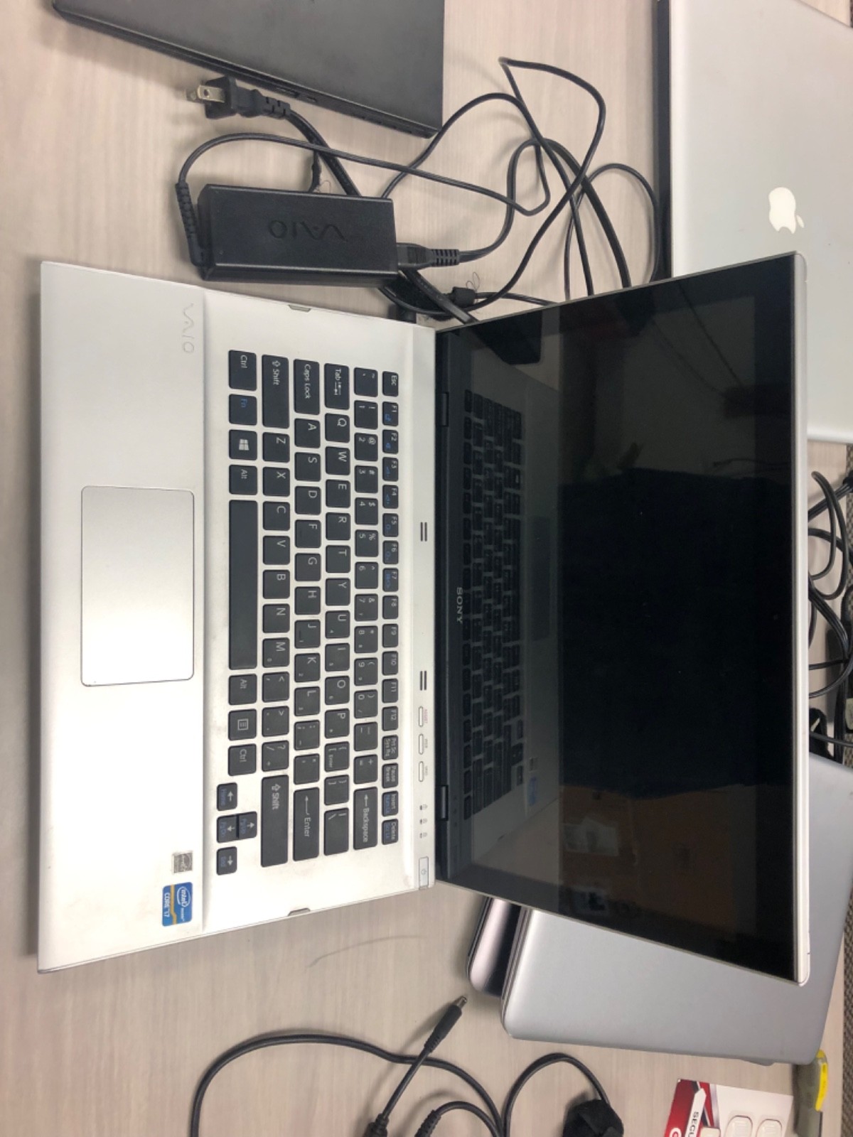 sony vaio svt1141 i7