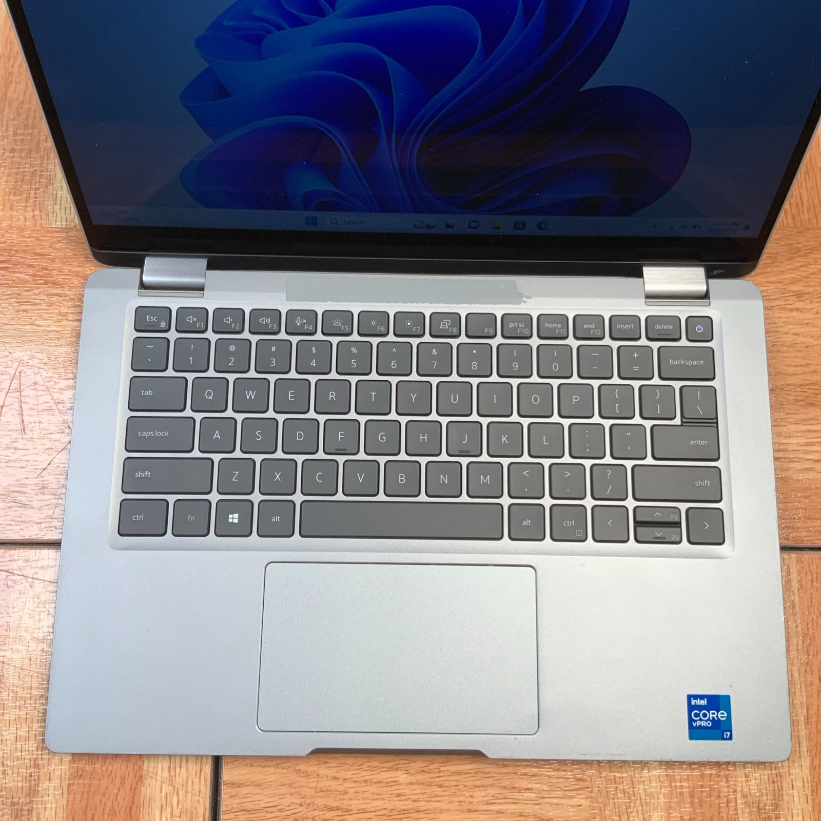 Dell Latitude 5320 11th Gen Intel i7-1185G7 16GB RAM 512 GB SSD Win 11 Pro
