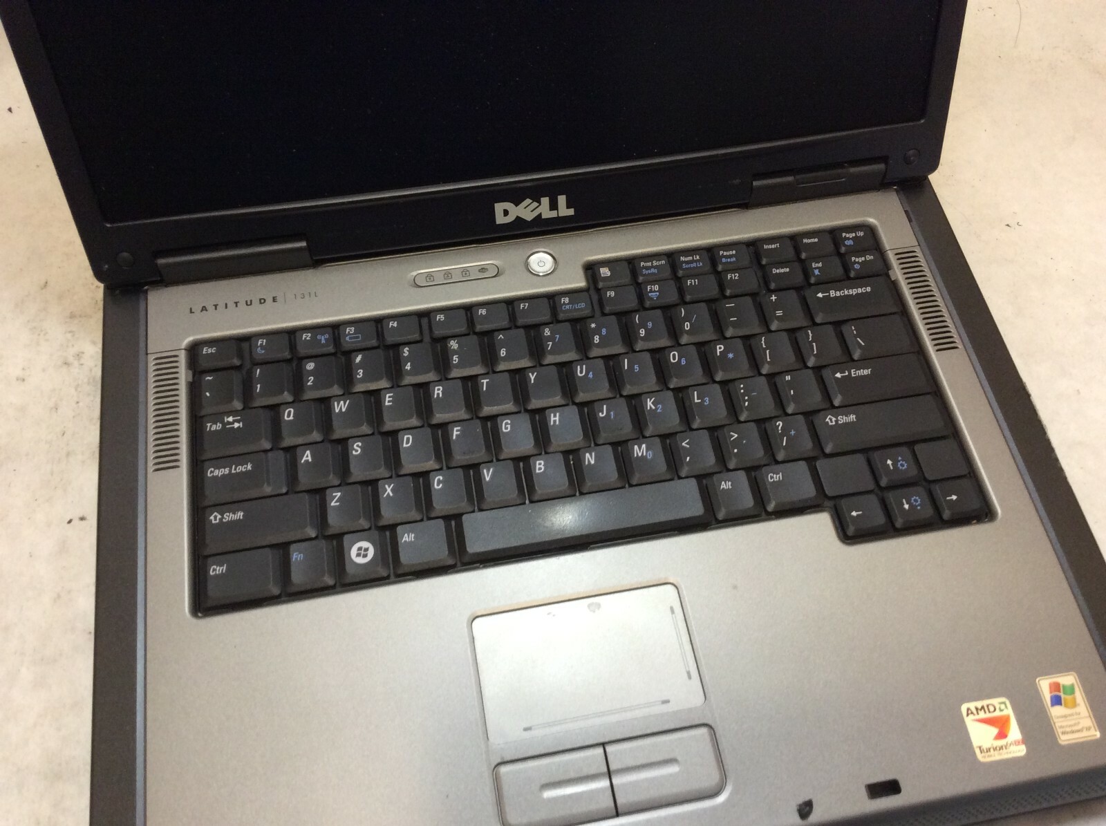 Dell Latitude 131L Laptop 15″ AMD Turion 64 X2 READ DESCRIPTION -PP