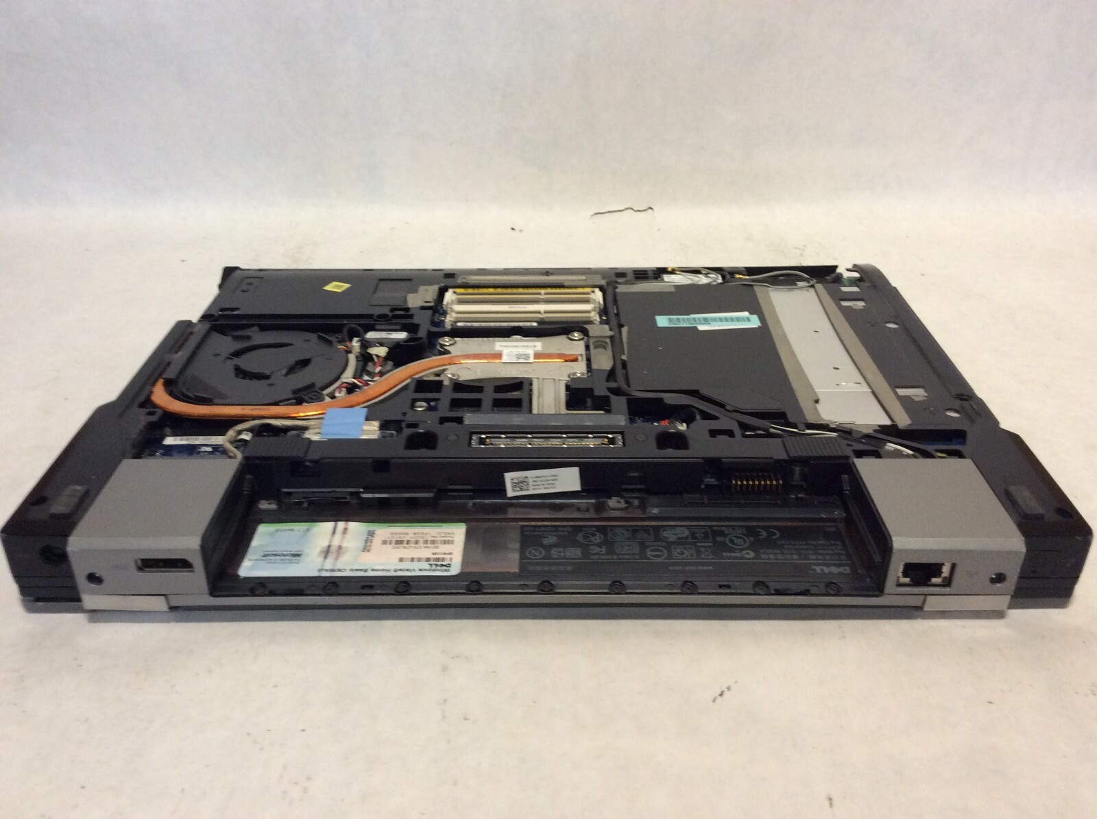 Dell Latitude E6410 Laptop 14″ Intel Core i5 CASE DAMAGE -PP