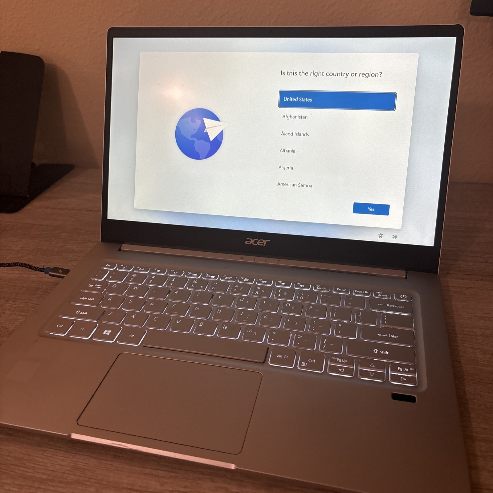 Acer Swift 3 Light Laptop, 14″” FHD IPS, AMD Ryzen 7 4700U Octa-Core…