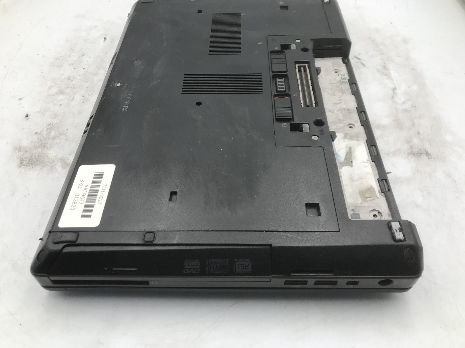 HP PROBOOK 6460B – FOR PARTS/REPAIR – MISSING PARTS – NO CPU – NO RAM – READ -BB