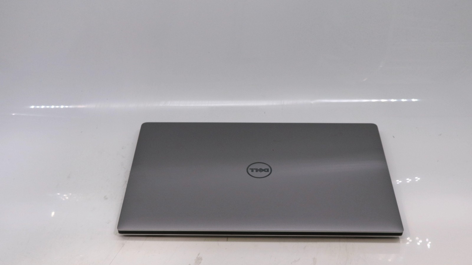 Dell Precision 5510 16″ Xeon E3-1505M 16GB 1TB – Very Good