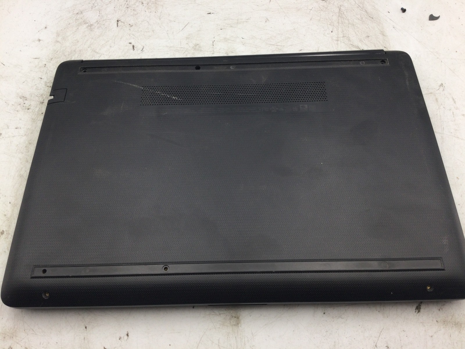 HP 14Z CM000 – FOR PARTS/NO POWER – AMD E2 – 4GB RAM – 14″ – READ DESCRIPTION-BB