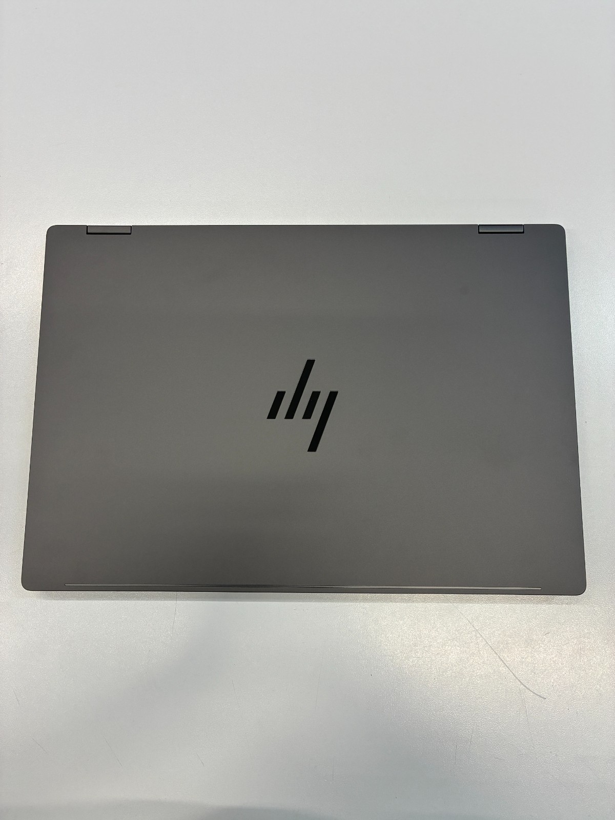 HP OmniBook X Flip 16 16″ (3K,OLED) Ultra 9 288V / 32GB RAM / Arc 140V / 2TB SSD