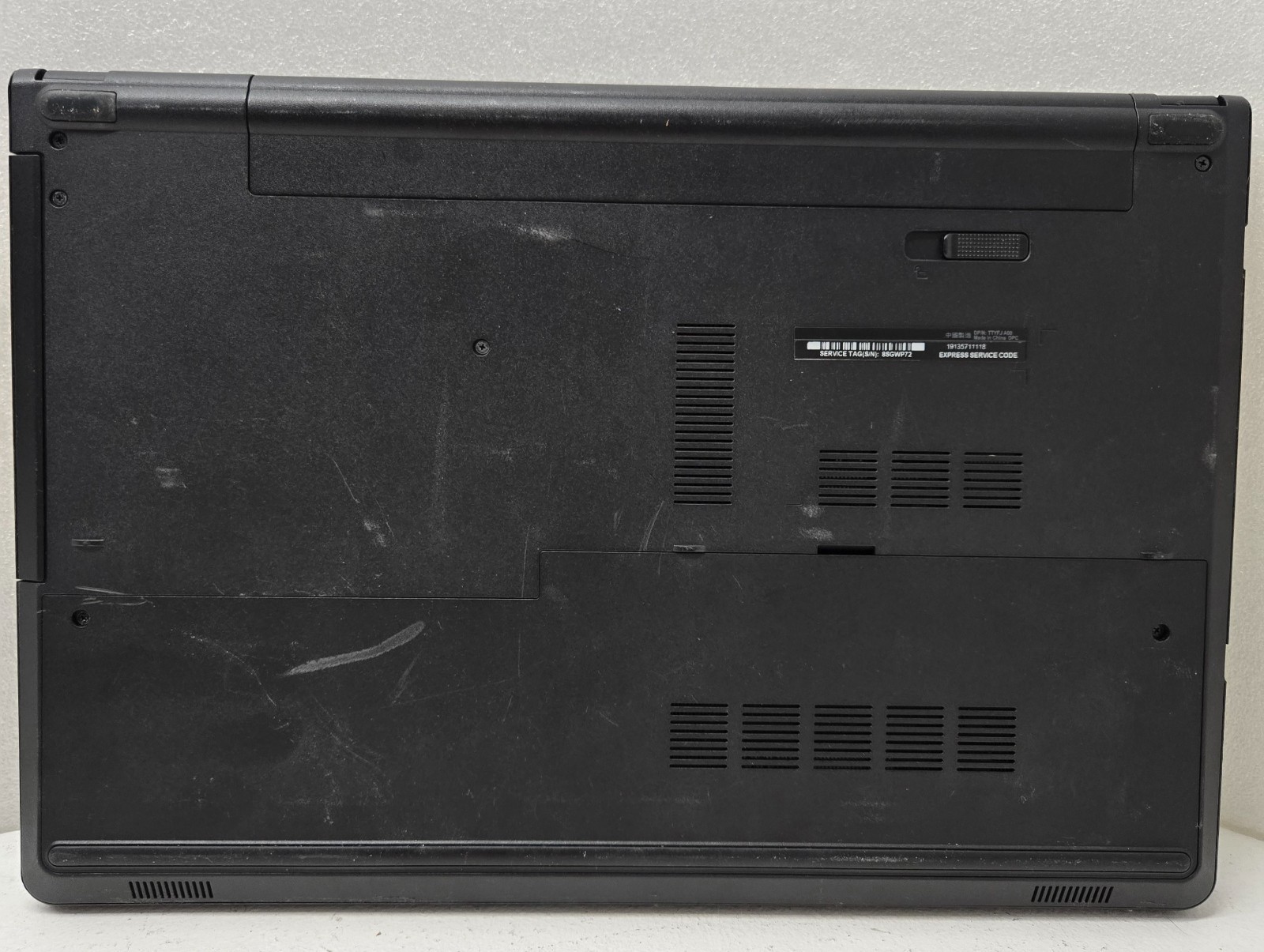 Dell Inspiron 5558 15″ Laptop Intel i3-4030U 1.9GHz 6GB RAM NOHD/OS (FL)