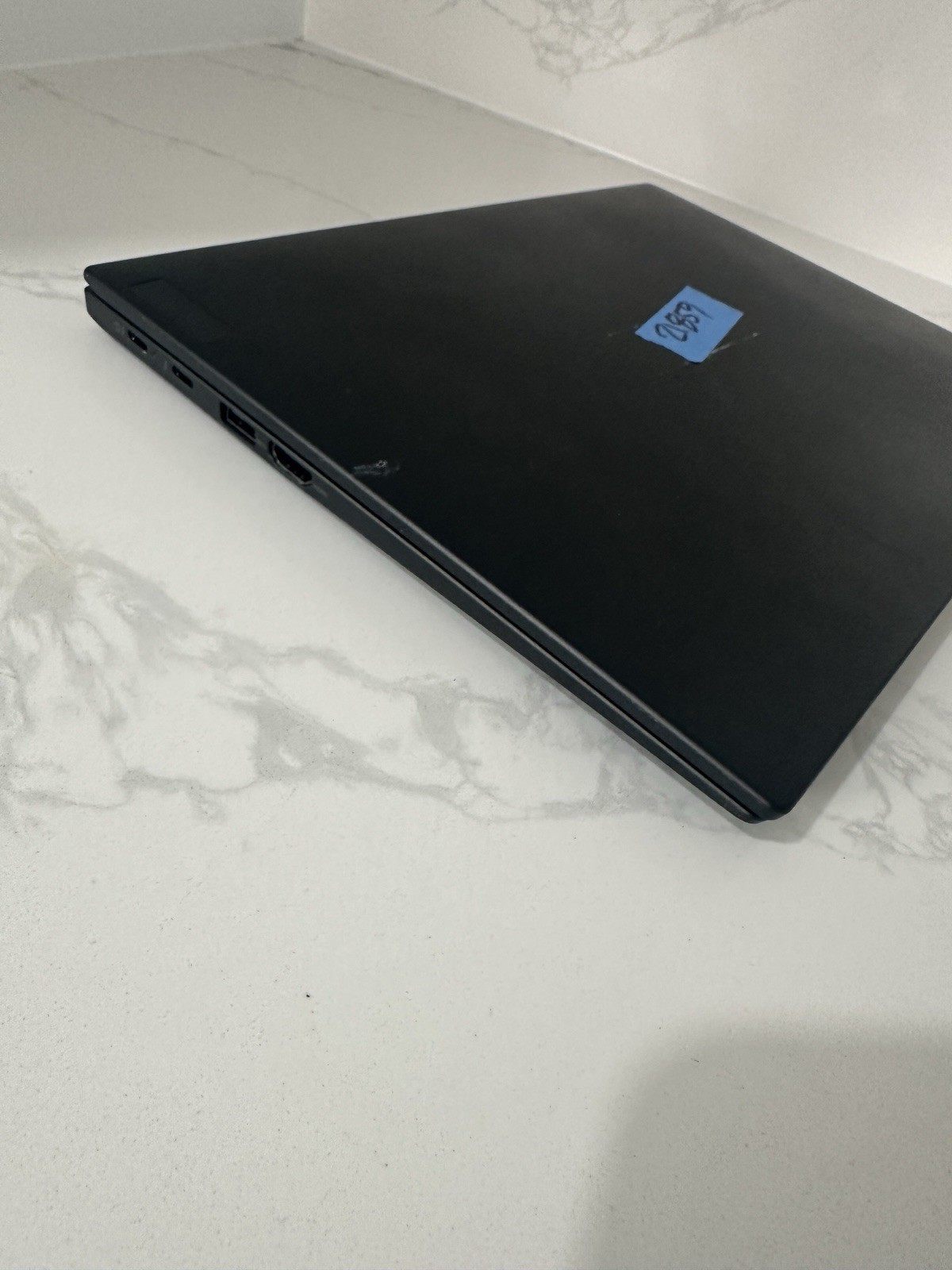 Lenovo ThinkPad X1 Carbon Gen 9 14″ i7-1185G7 @3.0GHz 16GB RAM NO SSD/HDD