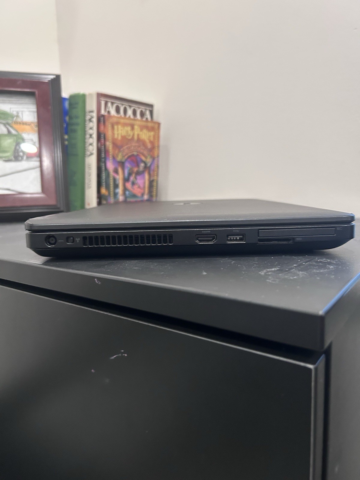 Broken Dell Latitude 5531 Laptop, Black, Doesn’t Turn On.