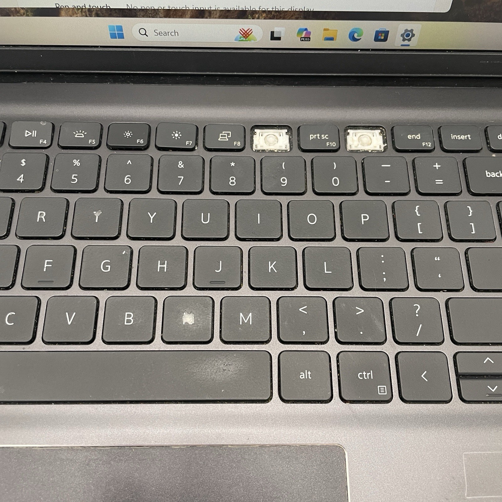 Dell Vostro 15 5510 i5-11300H 8GB RAM 256GB SSD Windows 11 Pro – READ
