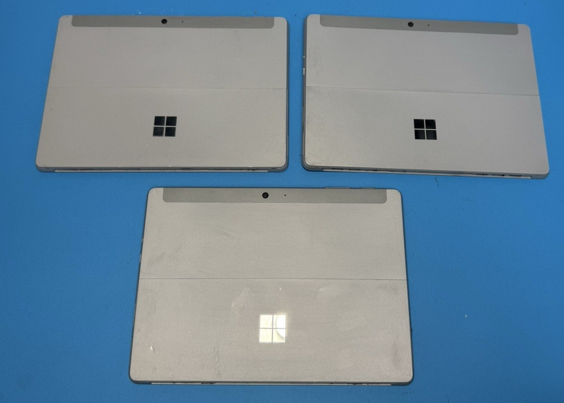 LOT OF 3 Microsoft Surface Go 2 10.5″ (Model 1926) 128gb AS IS NOT WORKING