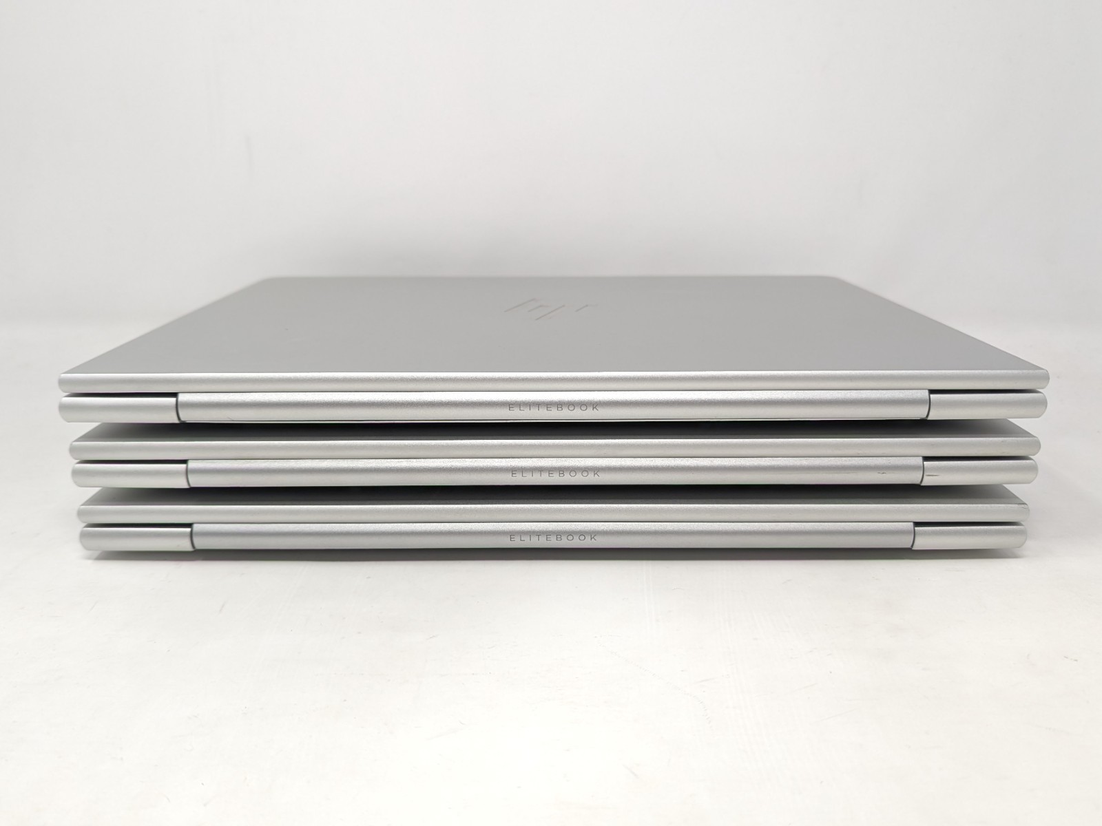 Lot of 3 HP EliteBook 840 G9 – Intel Core i7-1265U 16GB DDR5 RAM 512GB SSD No OS