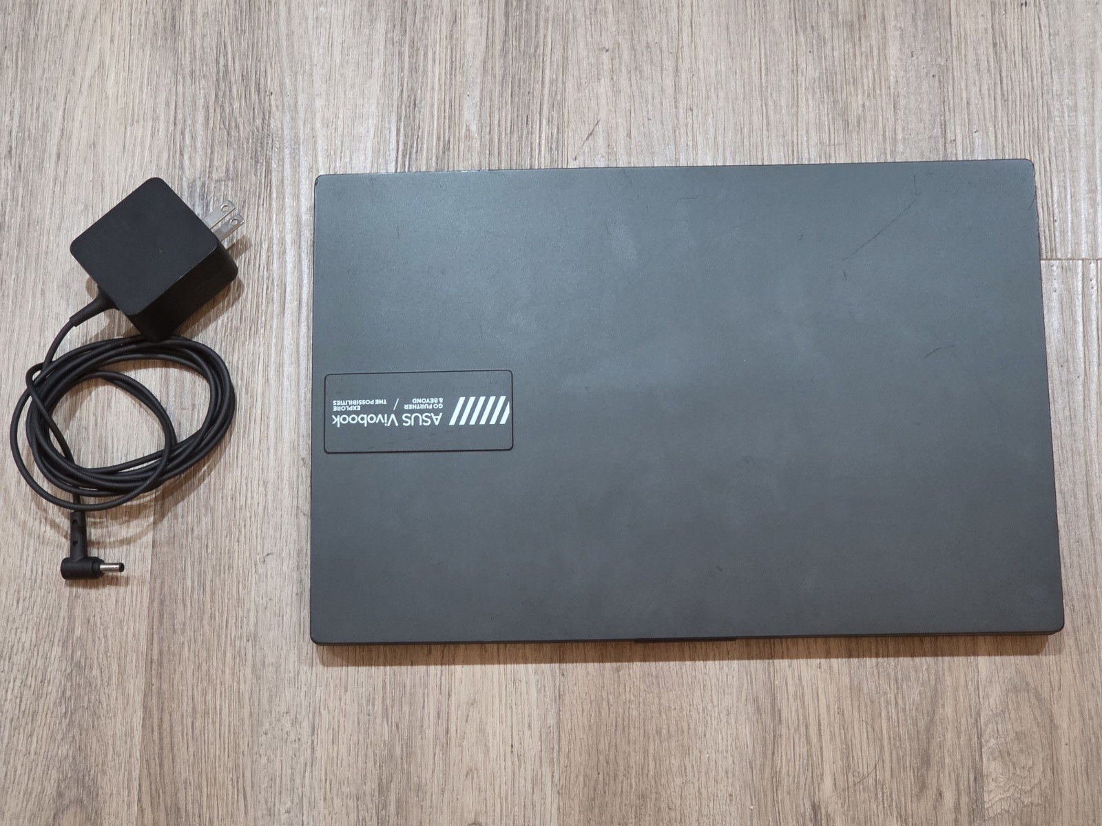 ASUS 14″ Laptop – AMD Ryzen 4GB RAM 128GB SSD Black (E1404FA-TH31)