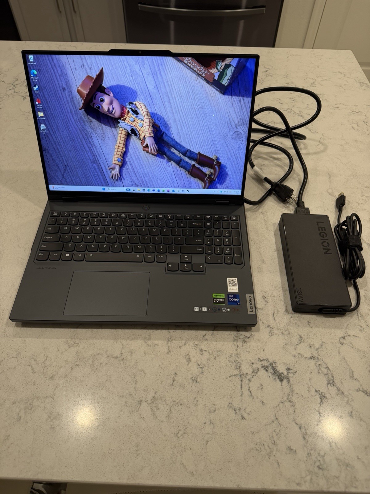 Lenovo Legion Pro 7i RTX 4080 Gaming Laptop | i9-13900HX | 32GB RAM | 1TB SSD |