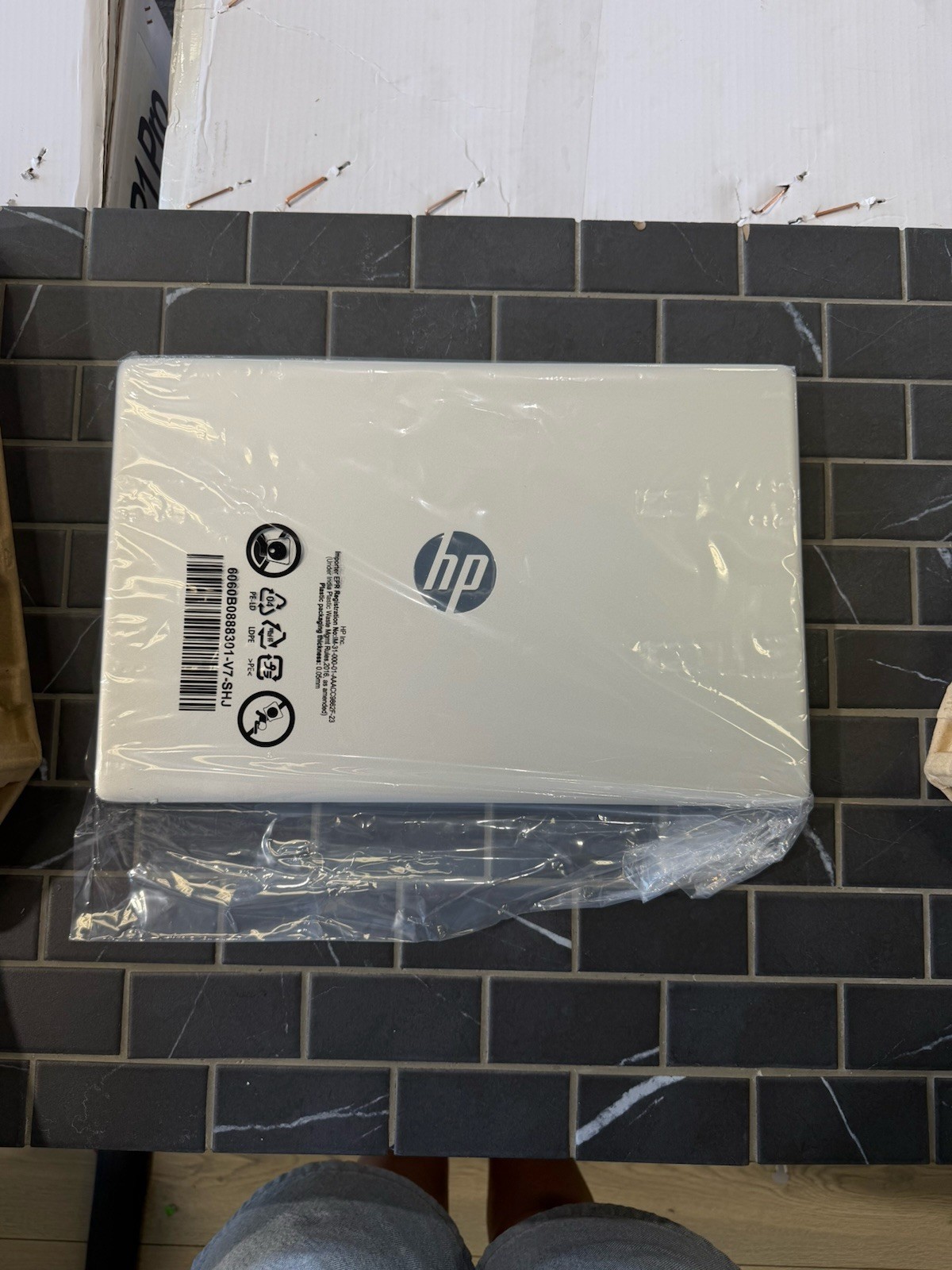 hp laptop 17 Cp2025dx