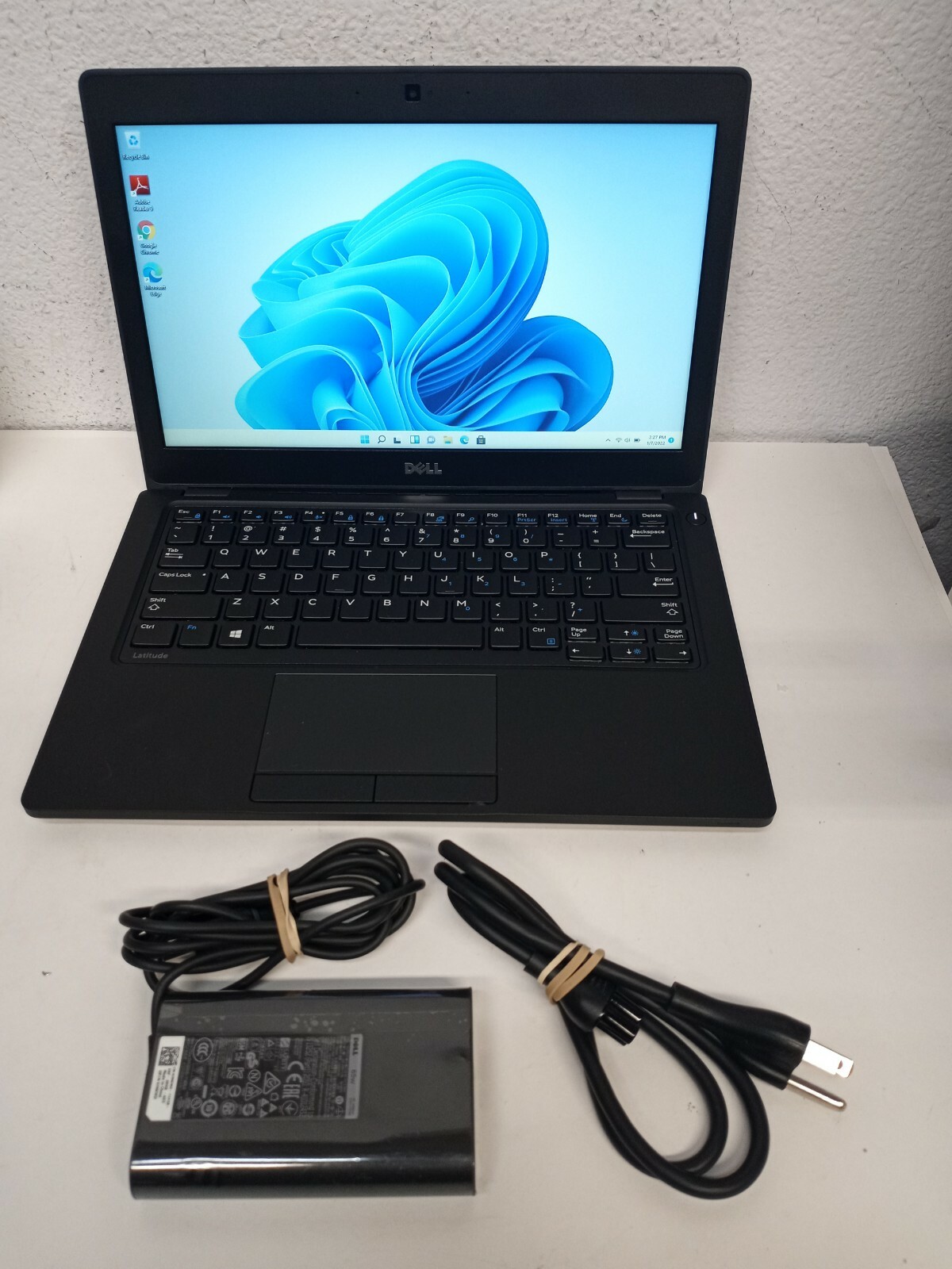 Dell Latitude 5280 12.5″ Intel Core I3-7100U 2.40GHz 4GB DDR4 500GB HDD Win11