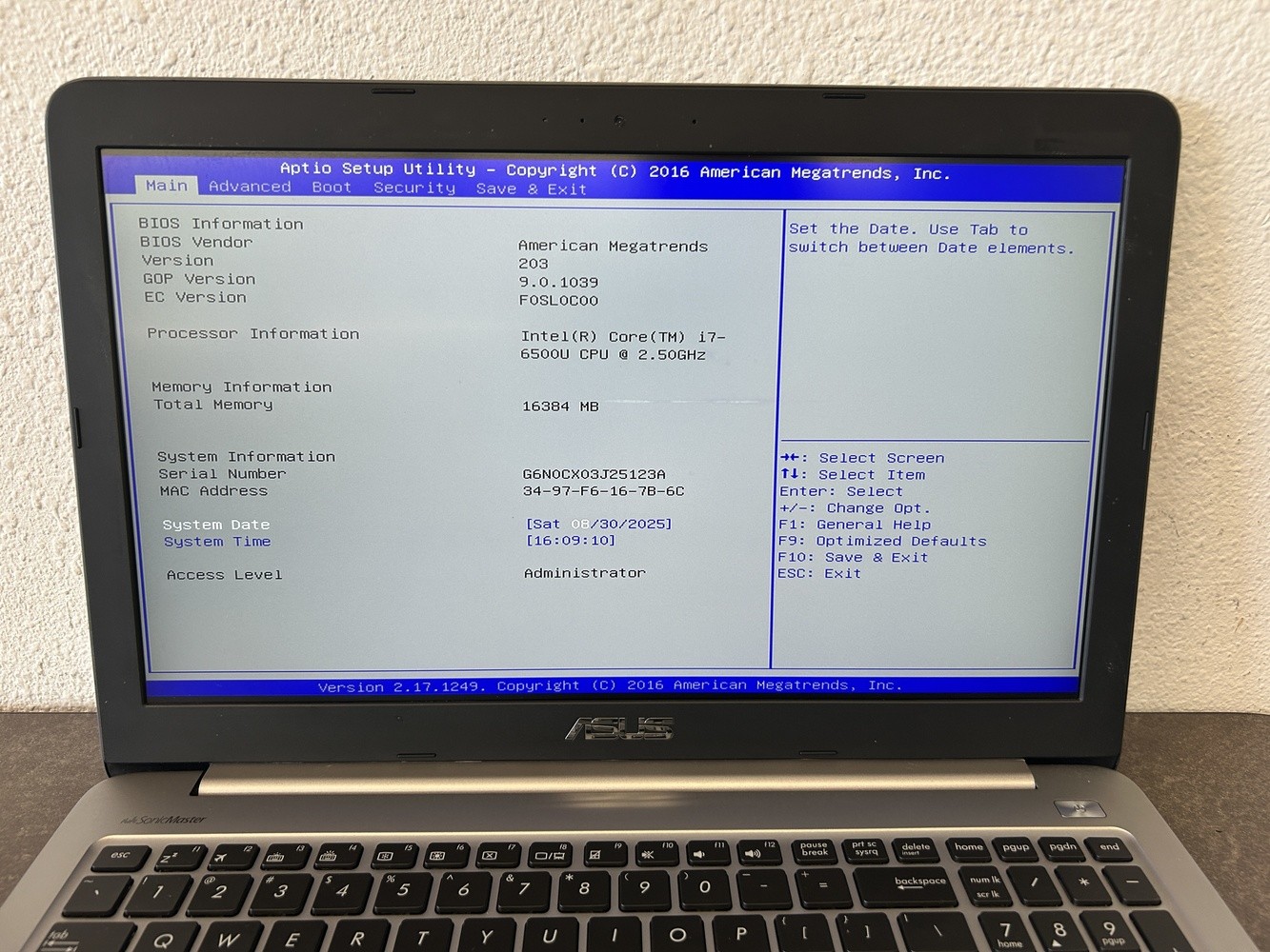 ASUS K501U Intel Core i7-6500U, GTX 960M (PARTS ONLY, Stuck in BIOS)