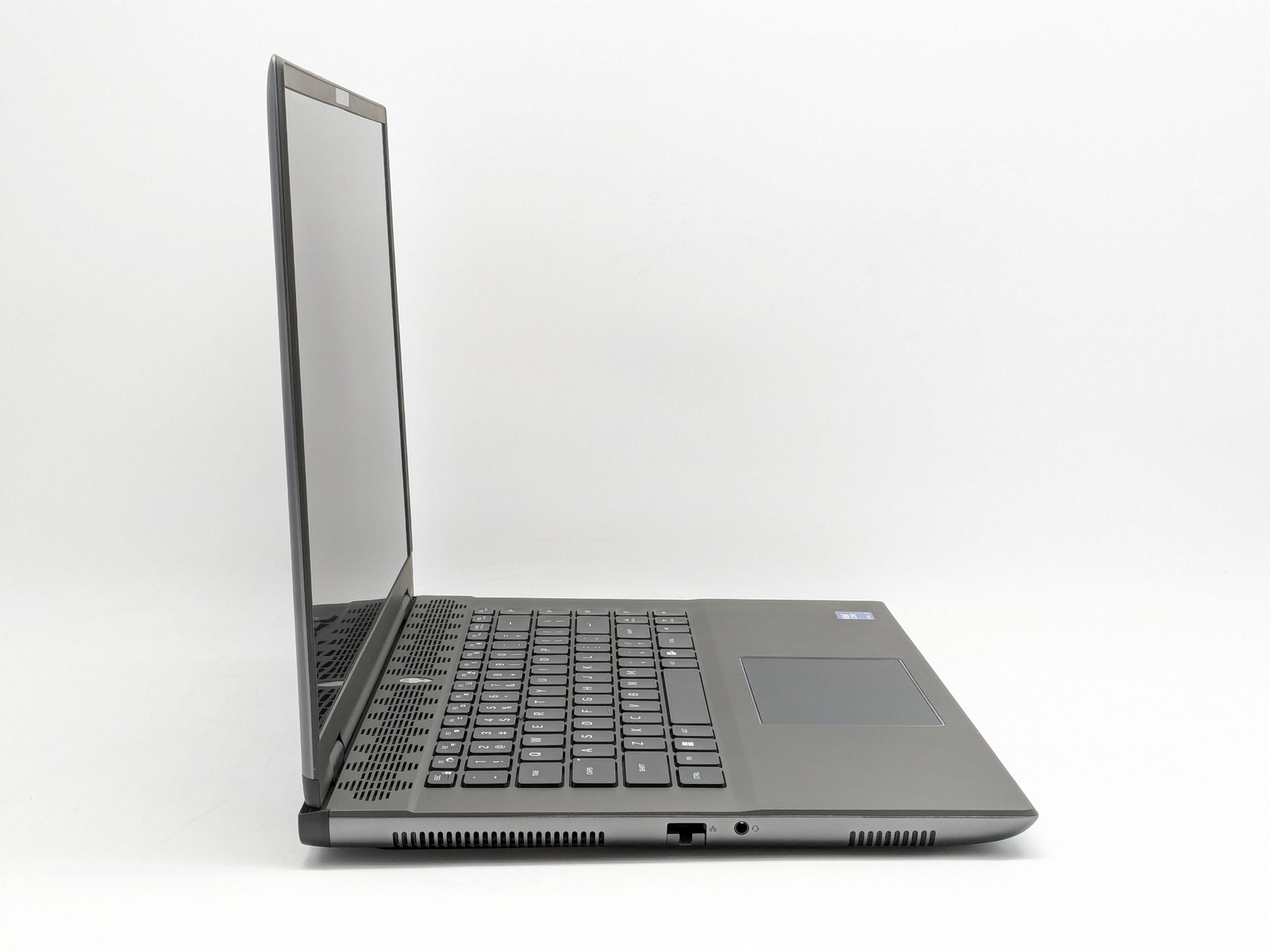 Alienware M16 R2 16″ Ultra 7 155H 16GB DDR5 1TB SSD RTX 4070 Windows 11