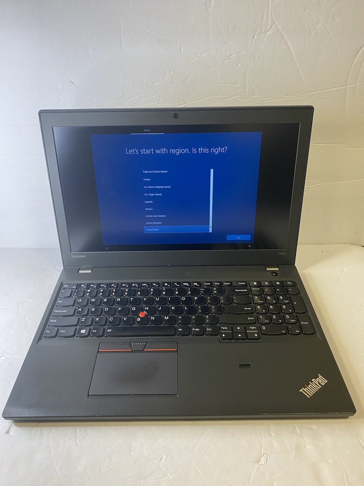 Lenovo ThinkPad T560 Intel i5-6200U @2.40GHz 8GB 256GB 15.6″