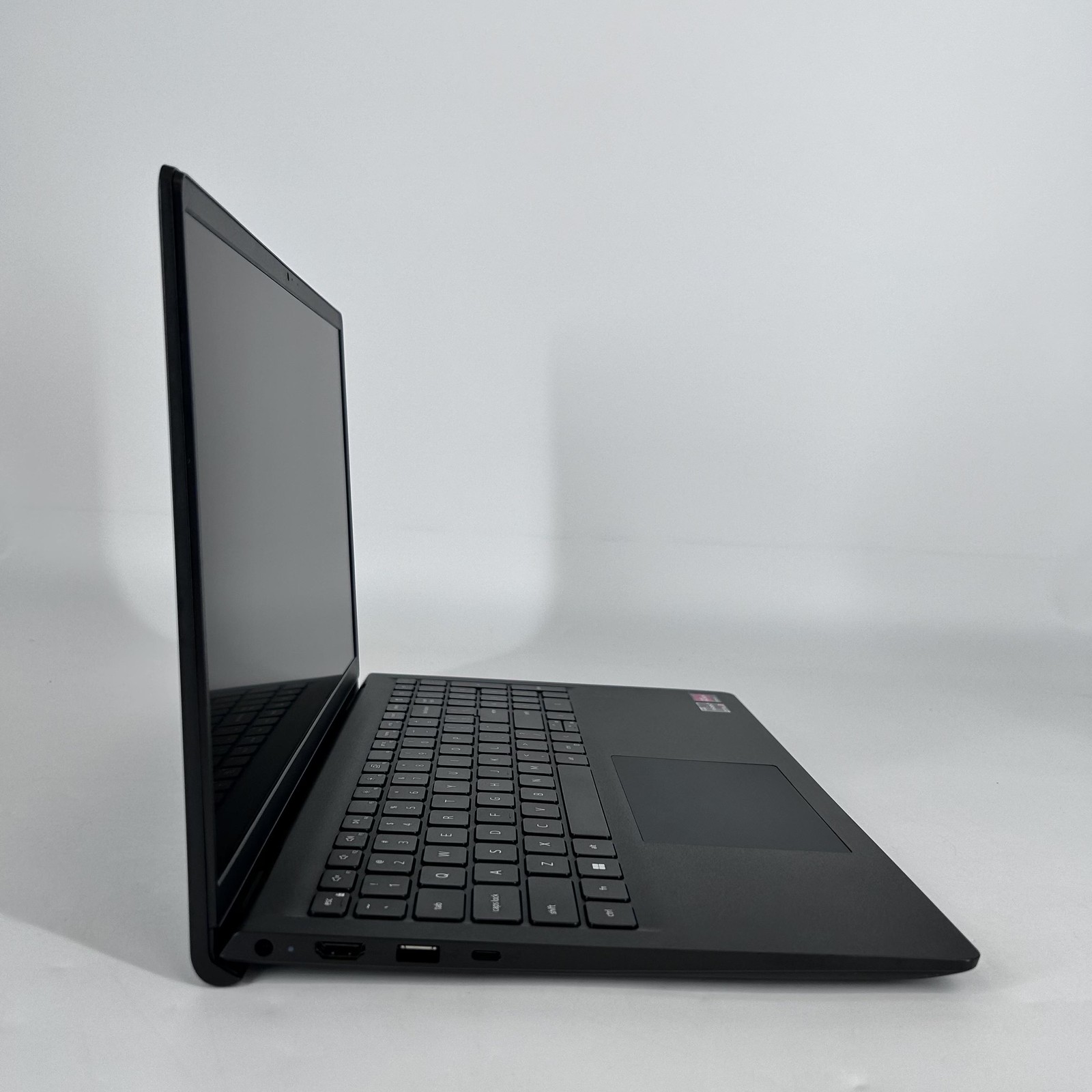 Dell 15 DC15255 Carbon Black FHD 2.0 GHz Ryzen 7 7730U 16GB 1TB SSD Very Good