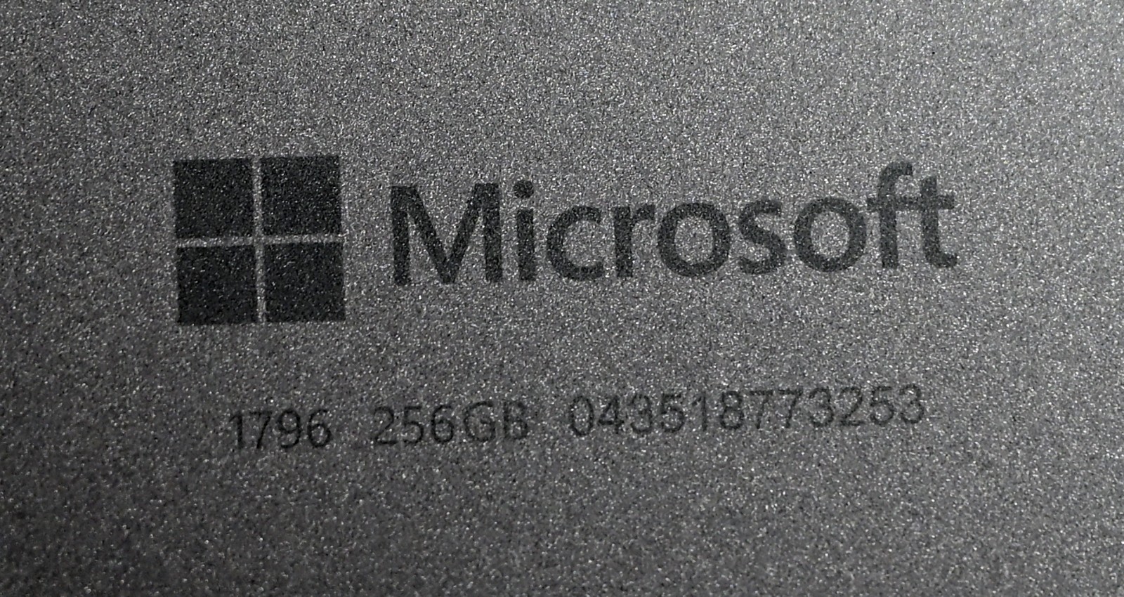 Microsoft Surface Pro 5 1796 i5-7300 2.6GHz 8GB RAM 256GB SSD Windows 10