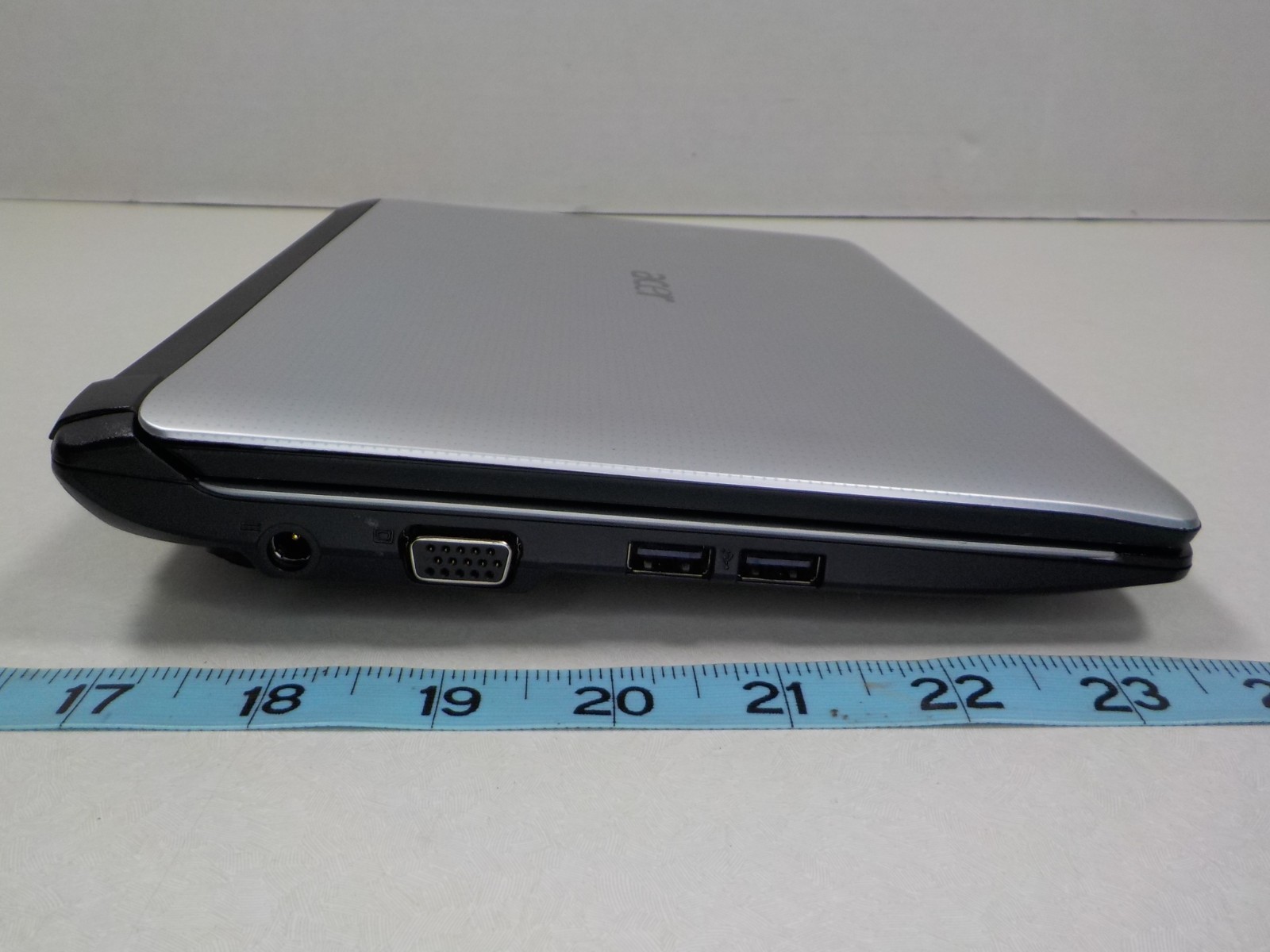 Acer Aspire One NAV50 10.1″ Laptop Netbook Computer Windows 7 160GB 1GB RAM 1.66