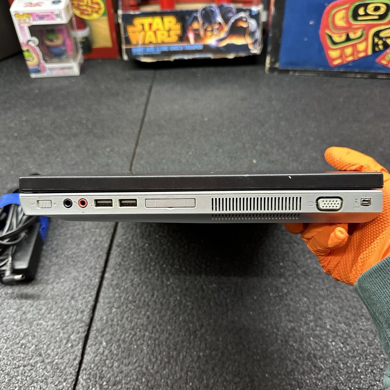 Sony VAIO PCG-7Y1L Laptop OEM Charger Windows Vista Business 100GB HDD Tested