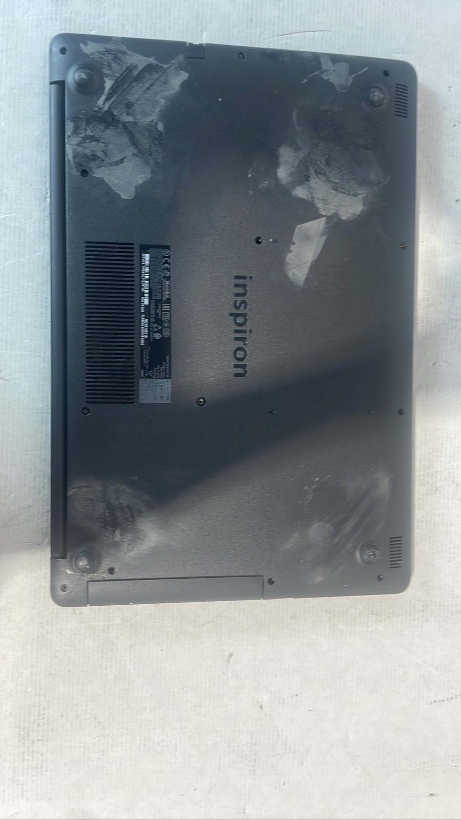 Dell Inspiron 3793 P35E007 Intel Core i7 2020 SN 7GJRT43 17.3″ Laptop