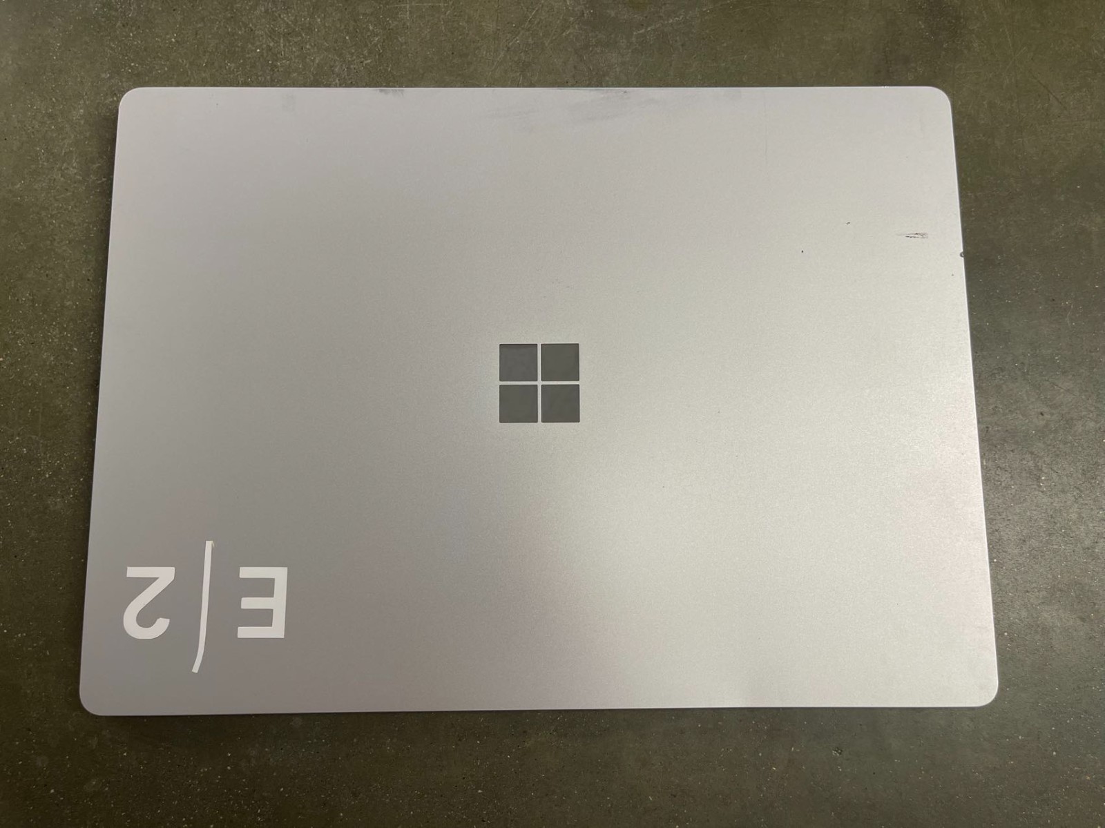 Microsoft Surface Laptop 3 13.5″ Touch i7-1065G7 16GB RAM 256GB NVME SSD WIN 11