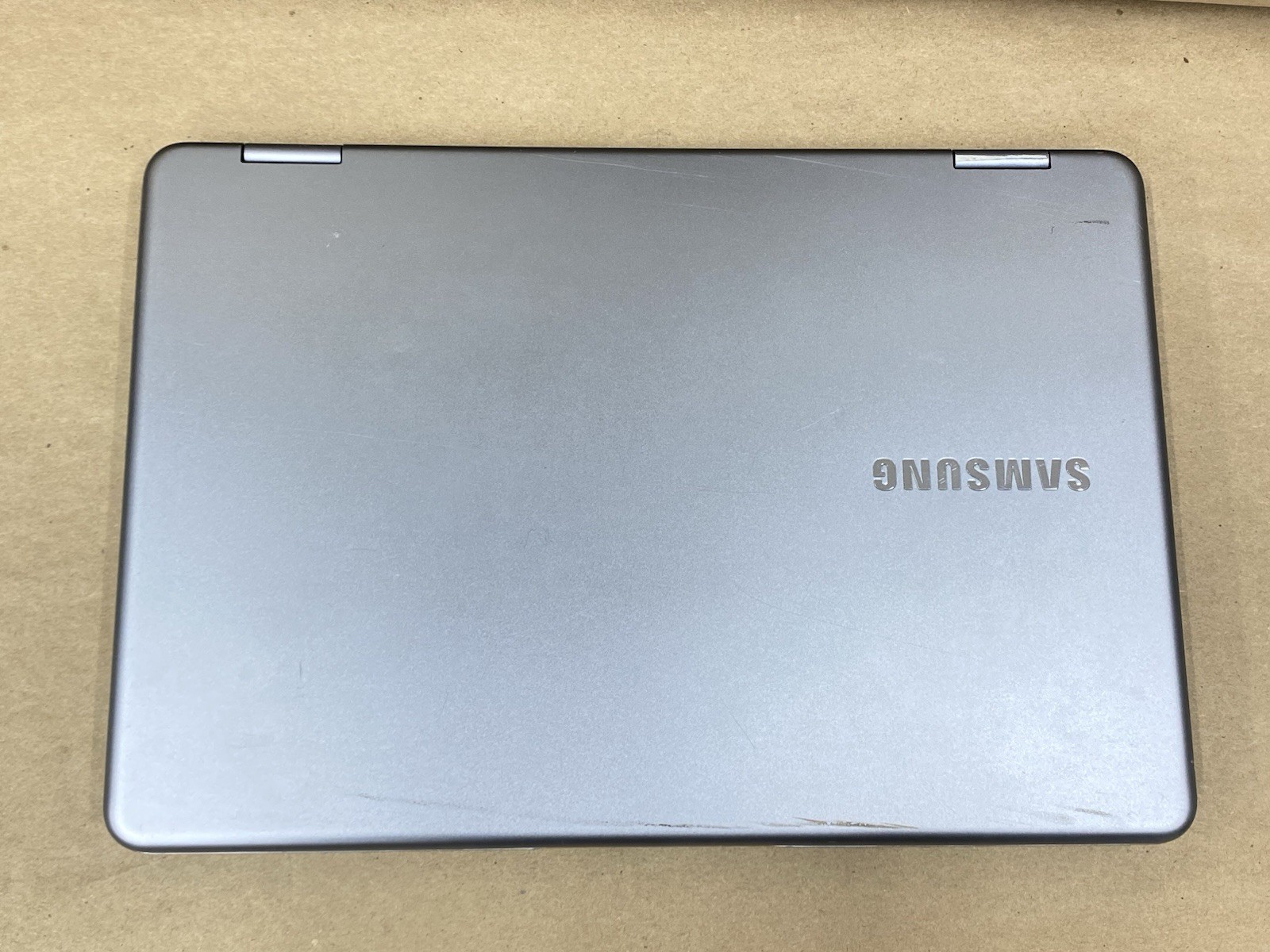 Samsung 730QAA – 13″ 1920×1080 – i5-8250U – 8GB – 256GB SSD – Win 11 Pro