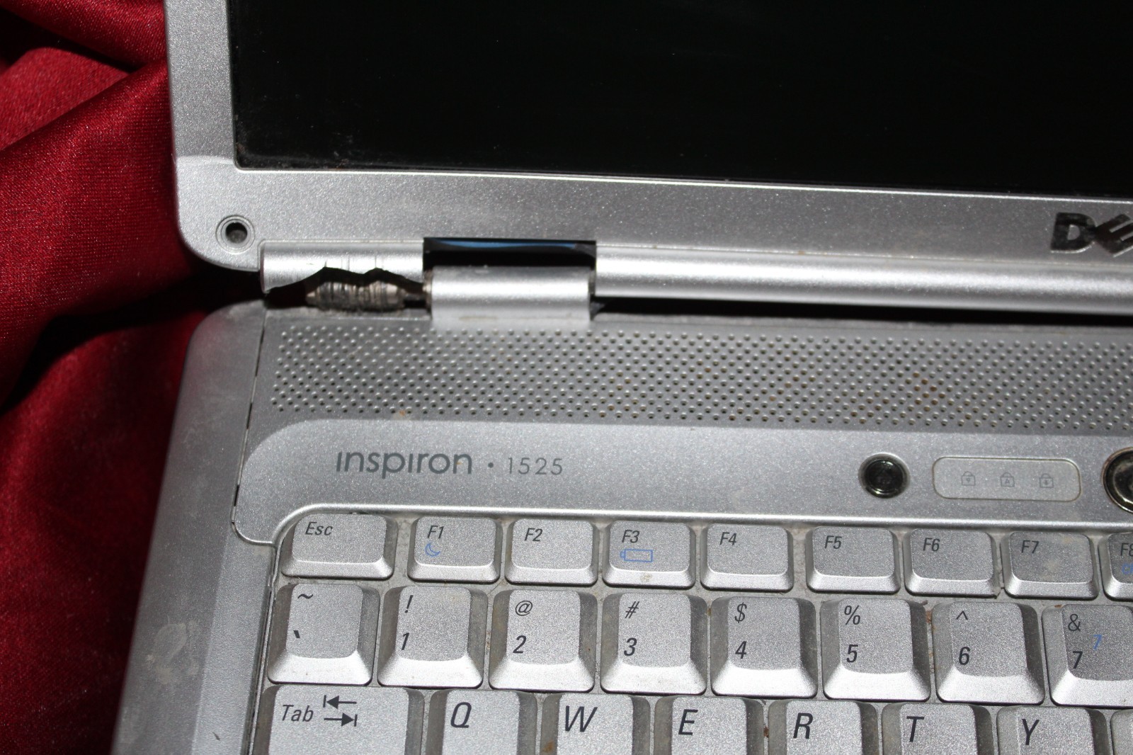 Lot Of 3 Various Laptops For Parts Or Repair IBM ThinkPad Dell Inspiron Gateway