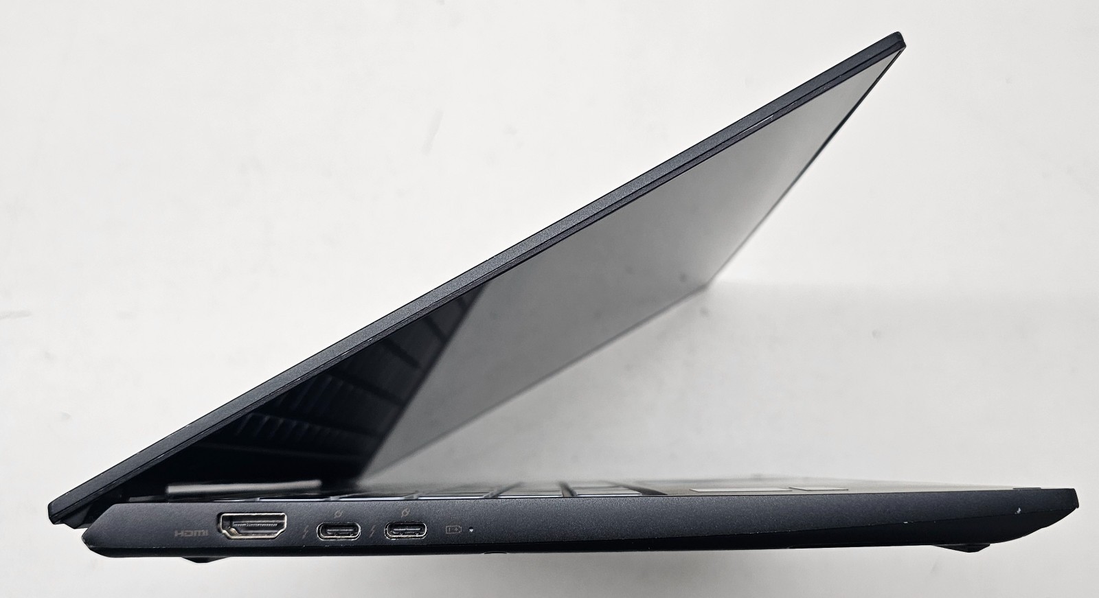 MSI Summit E14 Flip Evo 14″ Laptop Intel Core i7-1260P NO RAM/HD/OS/POWER (FL)