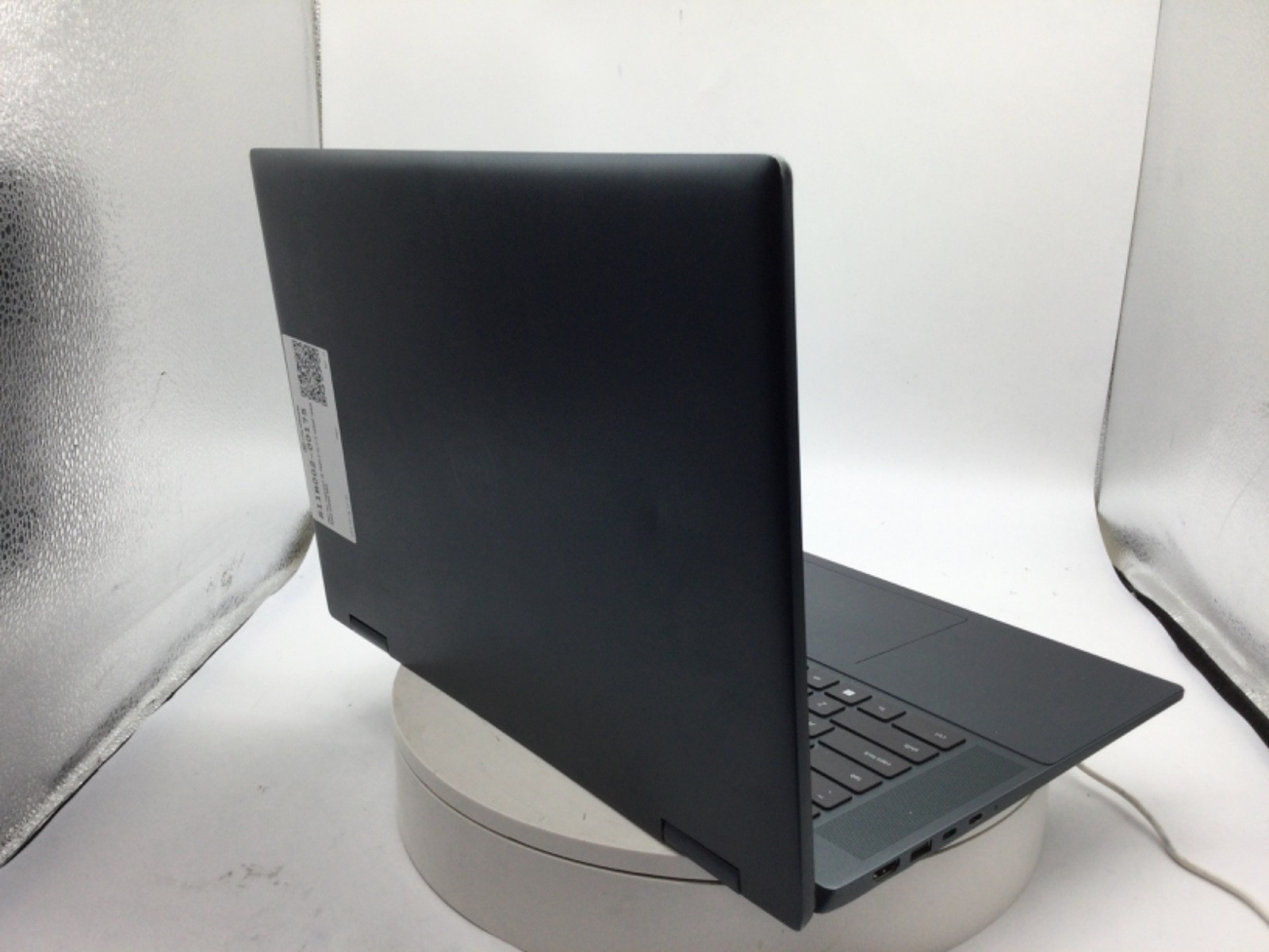 Dell Inspiron 7620 16″ Laptop i7-1260P 16GB RAM 512GB SSD Windows 11 Pro Used RD