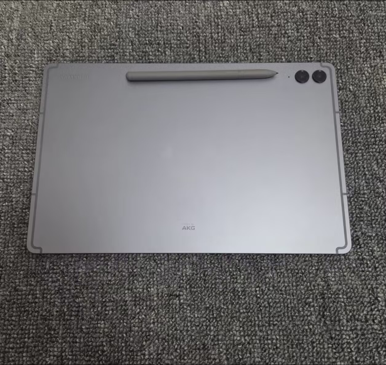 Samsung Galaxy Tab S9 FE+ 12.4″ 120Hz LCD Wi-Fi Tablet