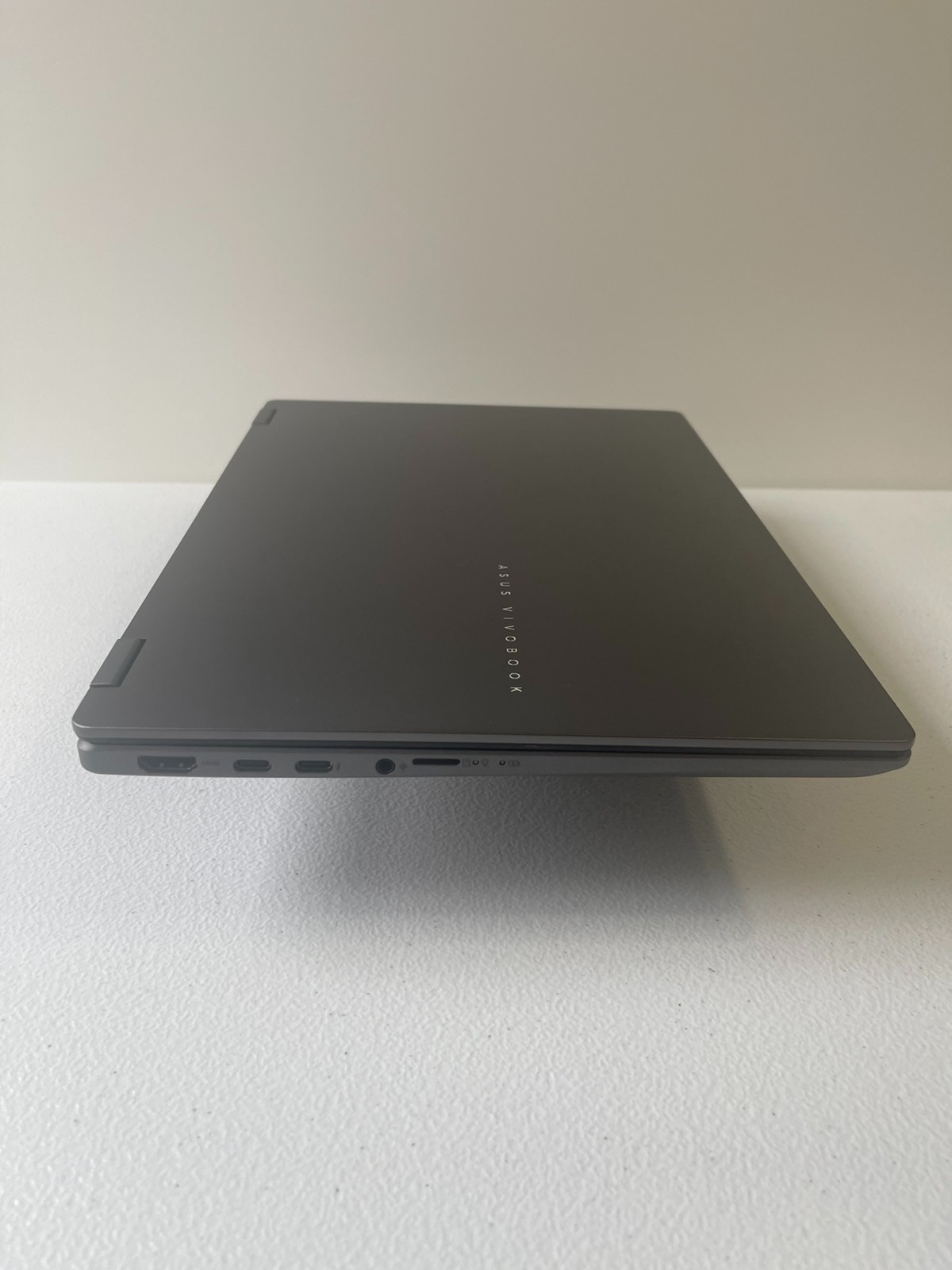 ASUS Vivobook Flip 14 2-in-1 OLED Touch Intel Ultra 7 256V 16GB RAM 1TB SSD