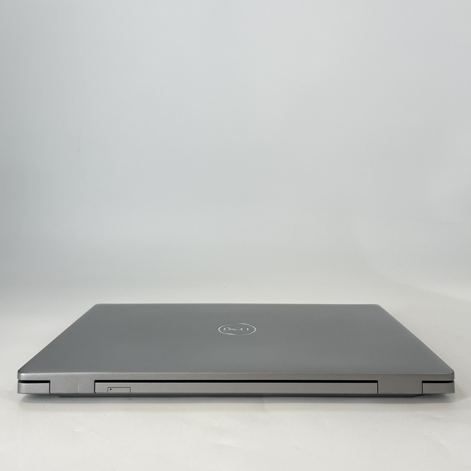 Dell Latitude 5520 15.6 Silver FHD i5-1135G7 2.40GHz 16GB 256GB SSD Good