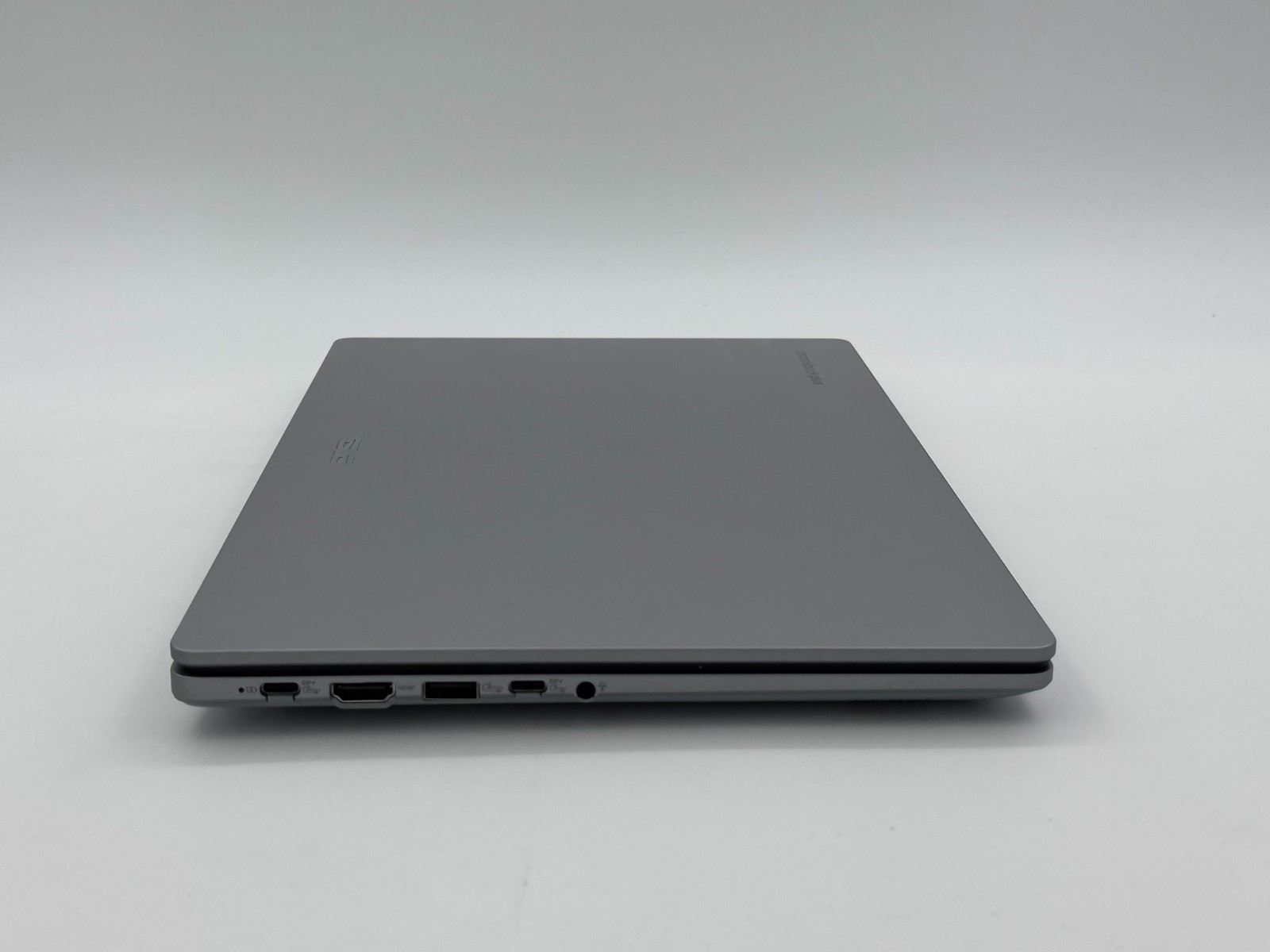 ASUS CX14 14″ FHD Chromebook Plus Google AI Intel Core 3 N355 8GB 128GB